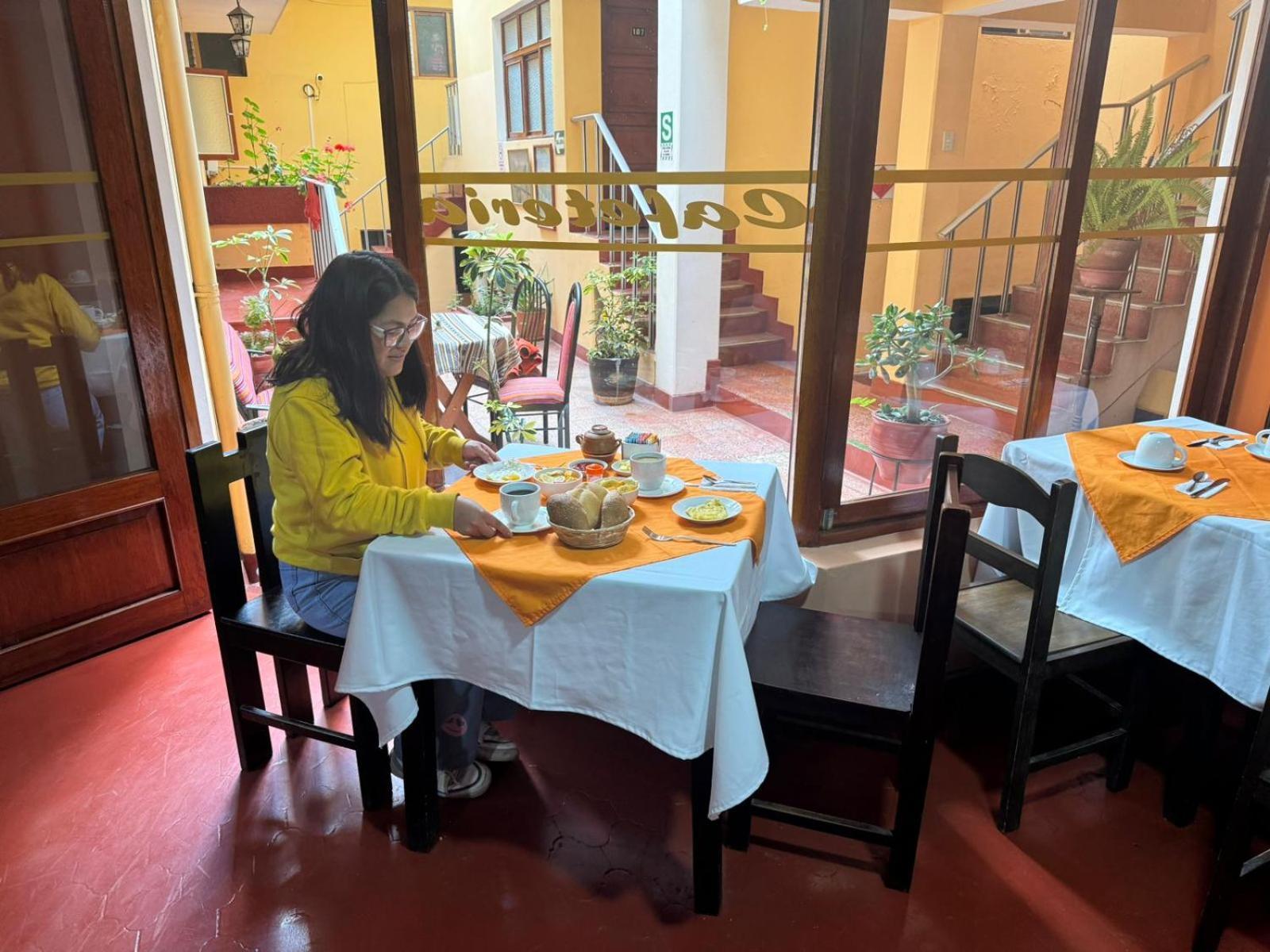 Hostal Huayna House Go Cuzco Exterior photo
